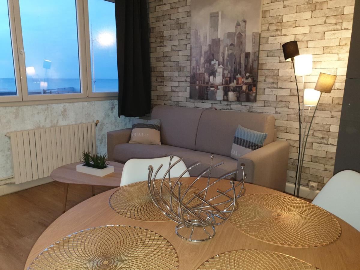 Residence Du Bord De Mer 9 Appartements Avec Une Vraie Vue Mer Le Treport Bagian luar foto